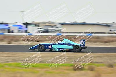 media/Jan-26-2025-CalClub SCCA (Sun) [[cfcea7df88]]/Group 2/Race/